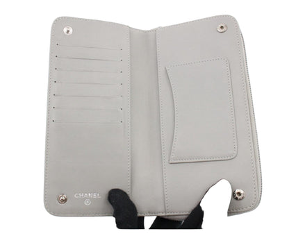 Pre-Owned Chanel Zip Lambskin Around Large Wallet (Gray) CHA.S.1013