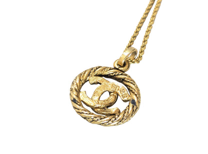 Pre-Owned Chanel Coco Mark Medallion Gold Plated Necklace CHA.J.1152
