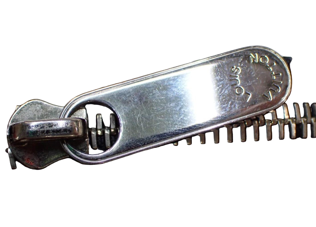 Pre-Owned Louis Vuitton Zippy Long Epi Leather Wallet (Black) LOU.S.1170