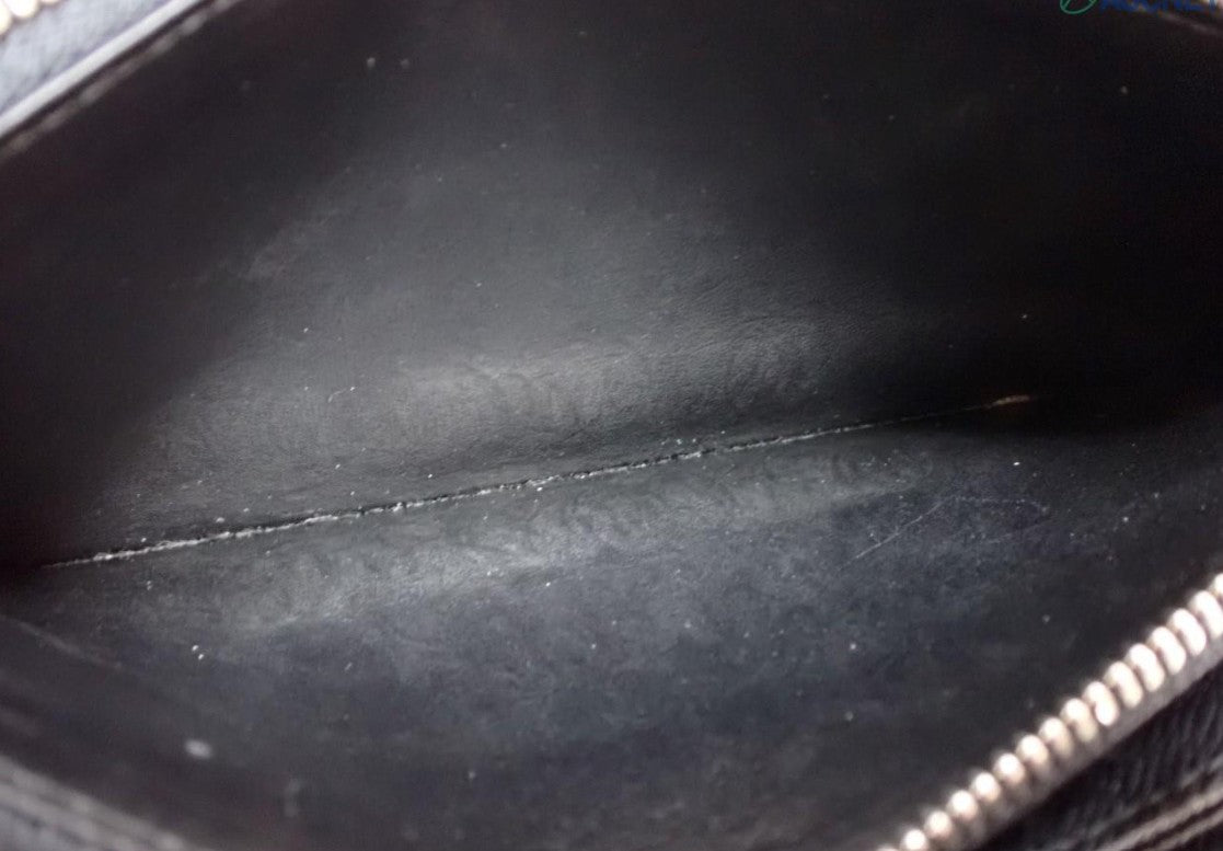 Pre-Owned Louis Vuitton Zippy Long Epi Leather Wallet (Black) LOU.S.1170