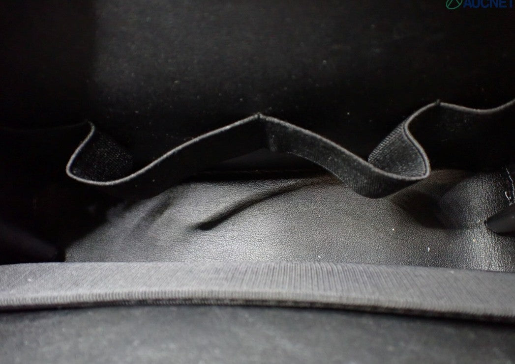 Pre-Owned Louis Vuitton Truth Hanging Toiletry Kit LOU.T.1024