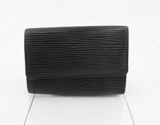 Pre-Owned Louis Vuitton Multicle 6 Key Epi Leather (Black) LOU.S.1179