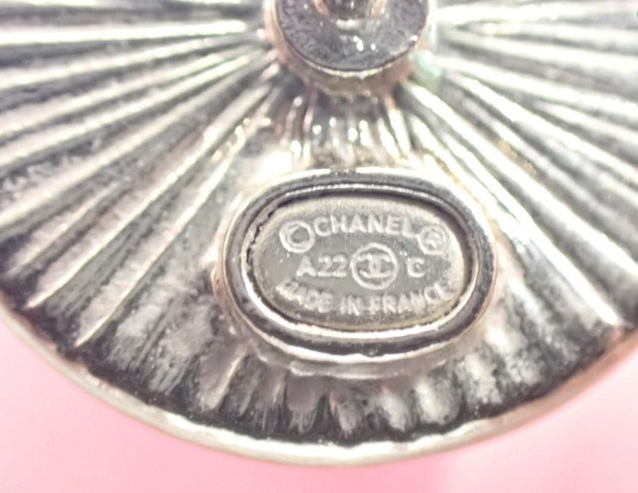 Pre-Owned Chanel 22C Rhinestone Round Stud Earrings CHA.J.1038