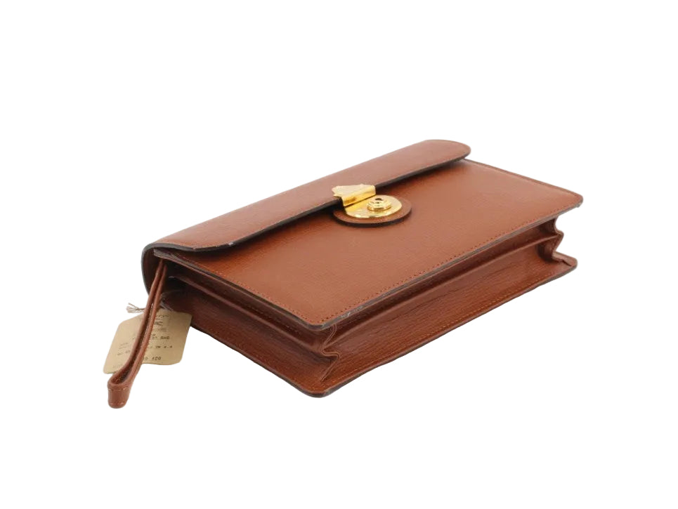 Pre-Owned Burberry Vintage Leather Clutch (Brown) BUR.B.1030