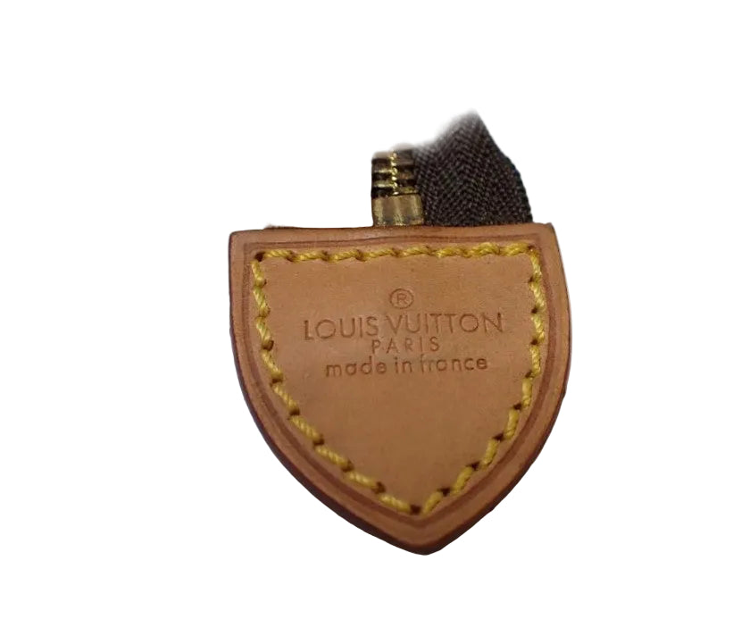 Pre-Owned Louis Vuitton Pochette Toilette 26 Monogram Clutch LOU.B.1121