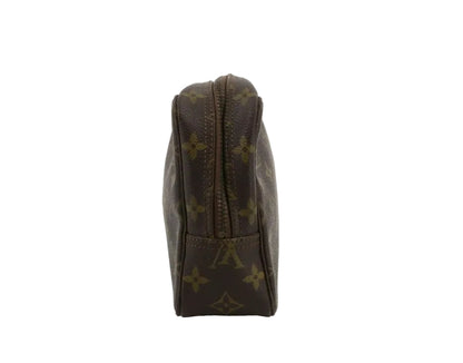 Pre-owned Louis Vuitton Trousse Toilette 23 Monogram Canvas Cosmetic Bag-LOU.T.1025