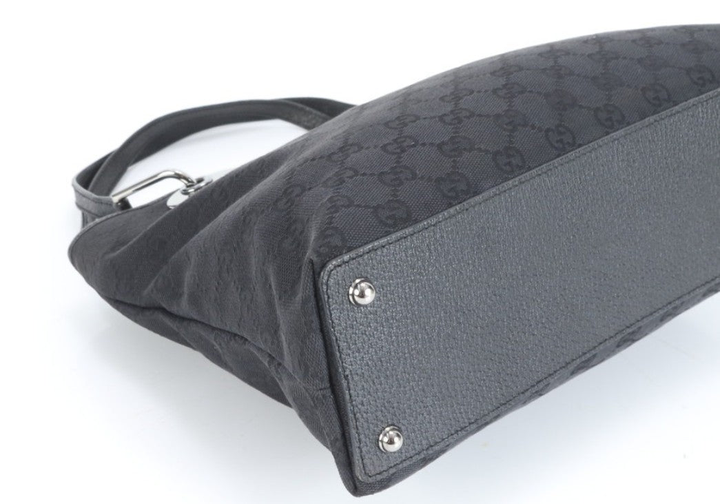 Pre-Owned Gucci GG Canvas Tote (Black) GUC.B.1054