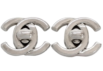 Pre-Owned Chanel CC Silver Turn Lock 1996 Clip On Earrings CHA.J.10