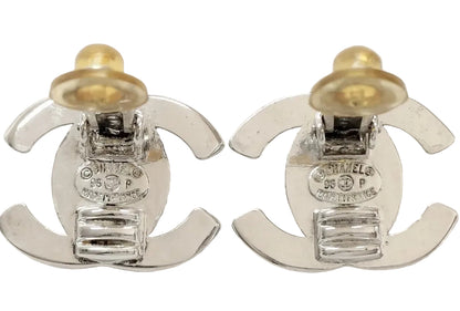 Pre-Owned Chanel CC Silver Turn Lock 1996 Clip On Earrings CHA.J.10