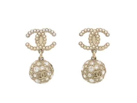 Pre-Owned Chanel CC Pearl Disco CC 2021 Clip On Earrings CHA.J.1124