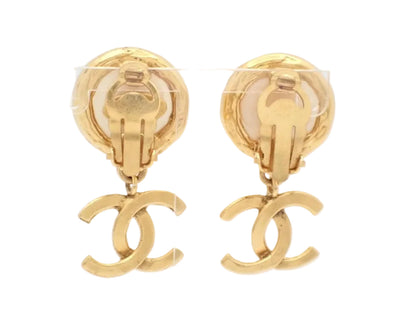 Pre-Owned Chanel Vintage Pearl Coco Mark Swing 94' Clip On Earrings CHA.J.1130