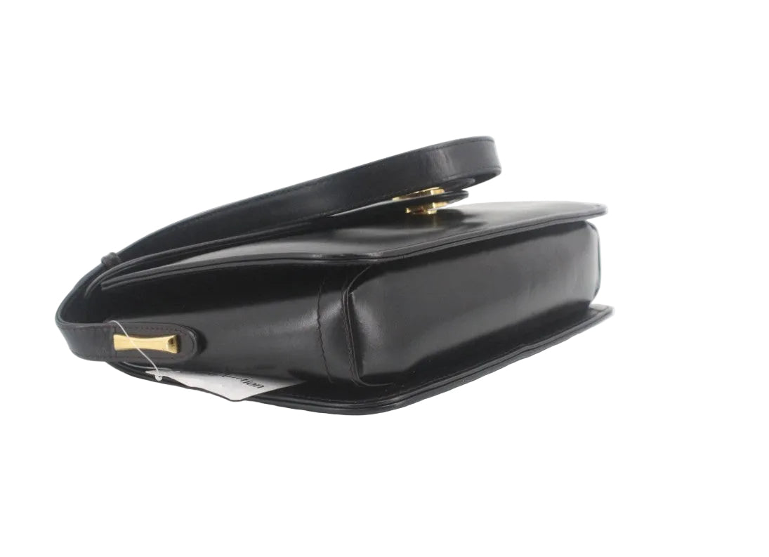 Pre-Owned Gucci Vintage Leather Adjustable Strap Shoulder Bag (Black) GUC.B.1080