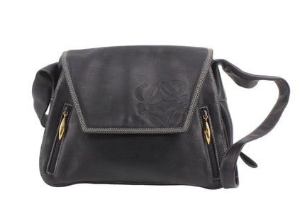 Pre-Owned Loewe Anagram Leather Shoulder Bag LOE.B.1012