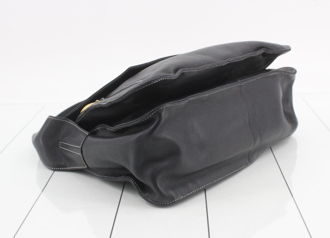 Pre-Owned Loewe Anagram Leather Shoulder Bag LOE.B.1012