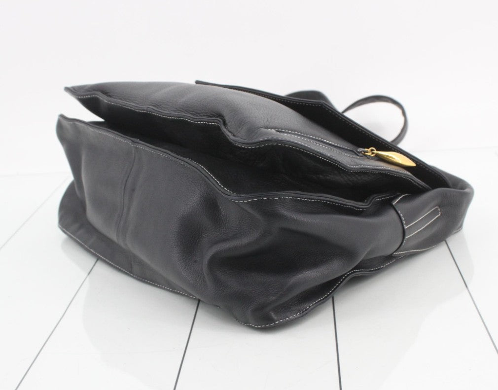 Pre-Owned Loewe Anagram Leather Shoulder Bag LOE.B.1012