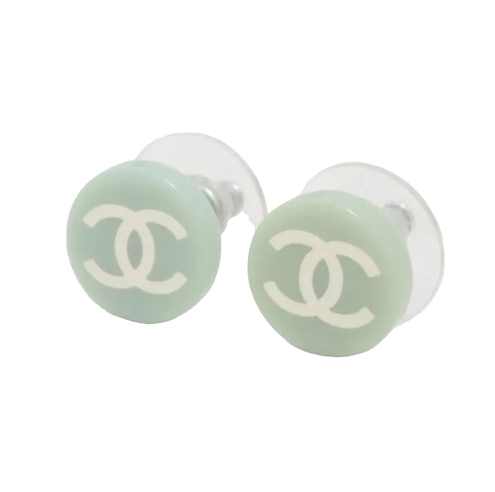 Pre-Owned Chanel 2005 Green & White CC Pierced Earrings CHA.J.1144