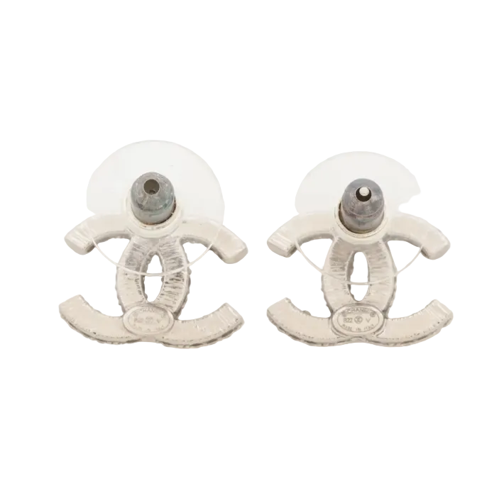 Pre-Owned Chanel 2022 CC Mini Stone Pierced Earrings CHA.J.1146