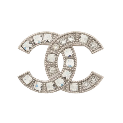 Pre-Owned Chanel 2017 Silver Stone CC Mark Brooch CHA.J.1148