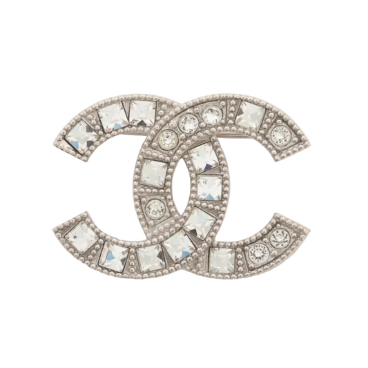 Pre-Owned Chanel 2017 Silver Stone CC Mark Brooch CHA.J.1148