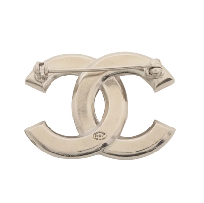 Pre-Owned Chanel 2017 Silver Stone CC Mark Brooch CHA.J.1148