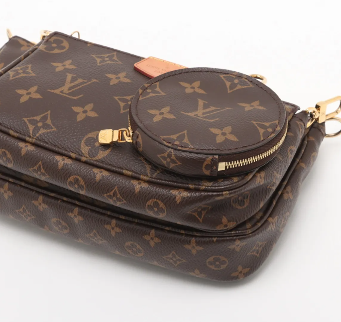 Pre-Owned Louis Vuitton Multi Pochette Accessories Monogram Canvas Green Strap LOU.B.1187