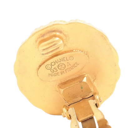 Pre-Owned Chanel Vintage Gold Coin 1993 Clip On Earrings CHA.J.1149