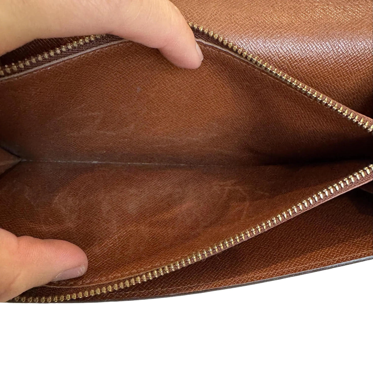 Pre-Owned Louis Vuitton Sarah Monogram Long Wallet (Old Model) LOU.S.1291