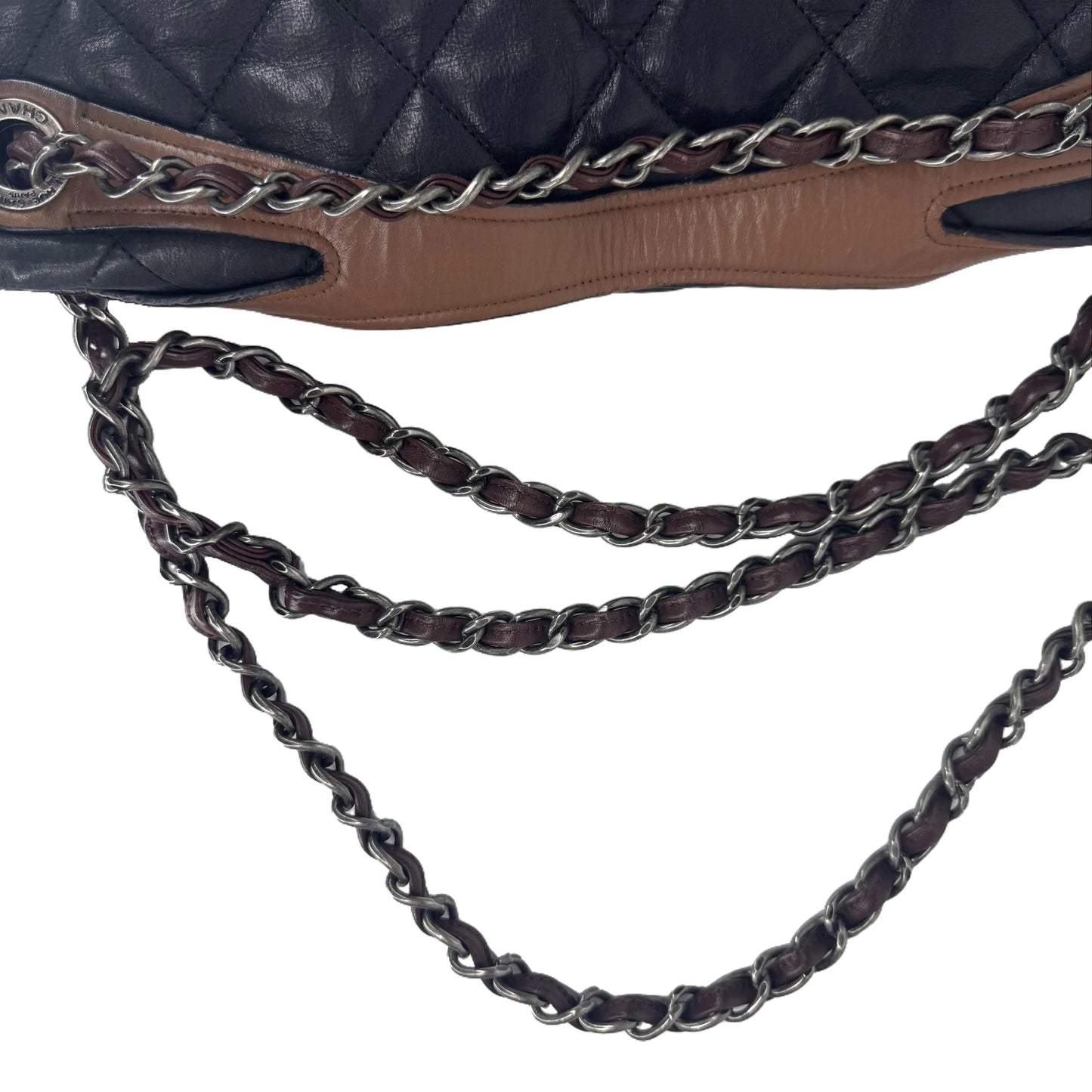 Pre-Owned Chanel In The Mix Medium Iridescent Leather Shoulder Bag  CHA.B.1027