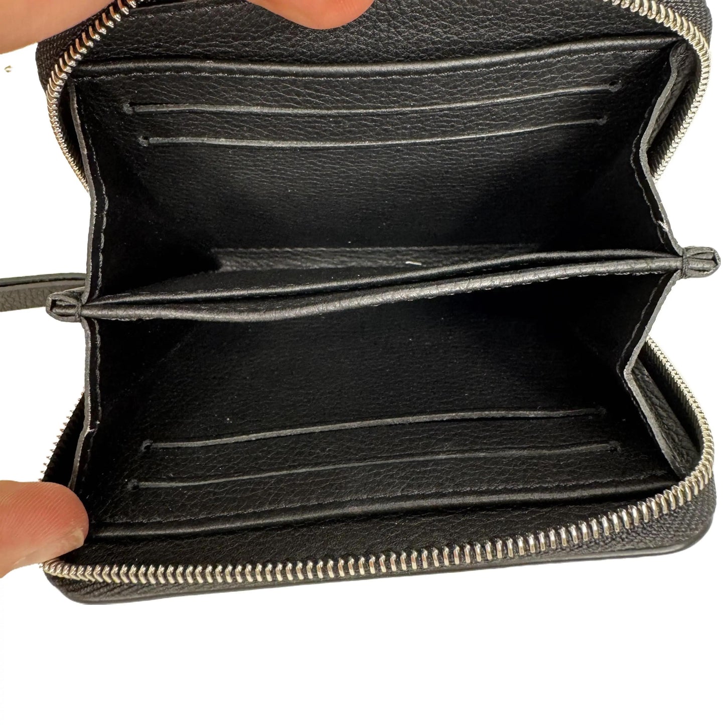Pre-Owned Louis Vuitton LockMe Leather Wallet (black))- LOU.S.1254